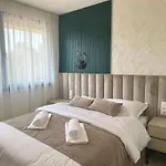 Apartman One-bedroom With Terrace The Adriatic One -s1 Gornje Petrcane
